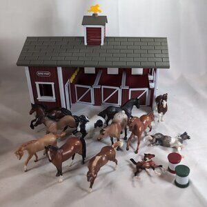 Breyer Reeves 1999 Horse Barn Stable Lot Animal Creations 12 Horses! Vintage Red